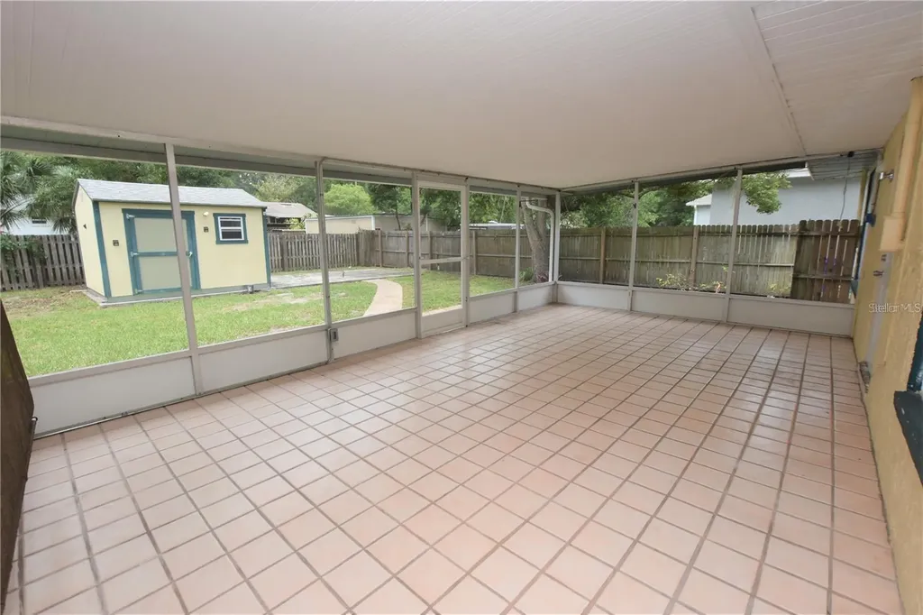 928 E Valencia Street Lakeland FL 33805