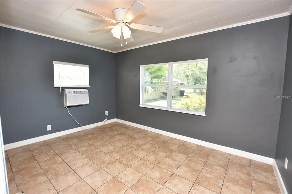 928 E Valencia Street Lakeland FL 33805
