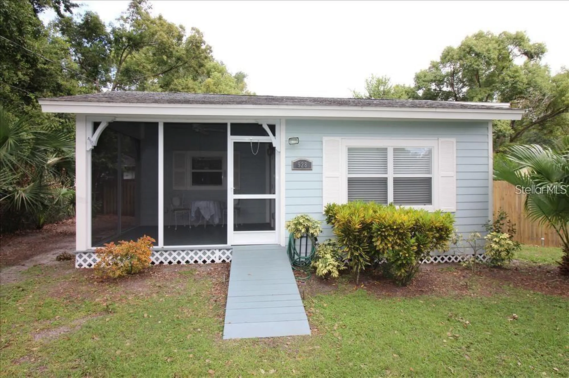 928 E Valencia Street Lakeland FL 33805