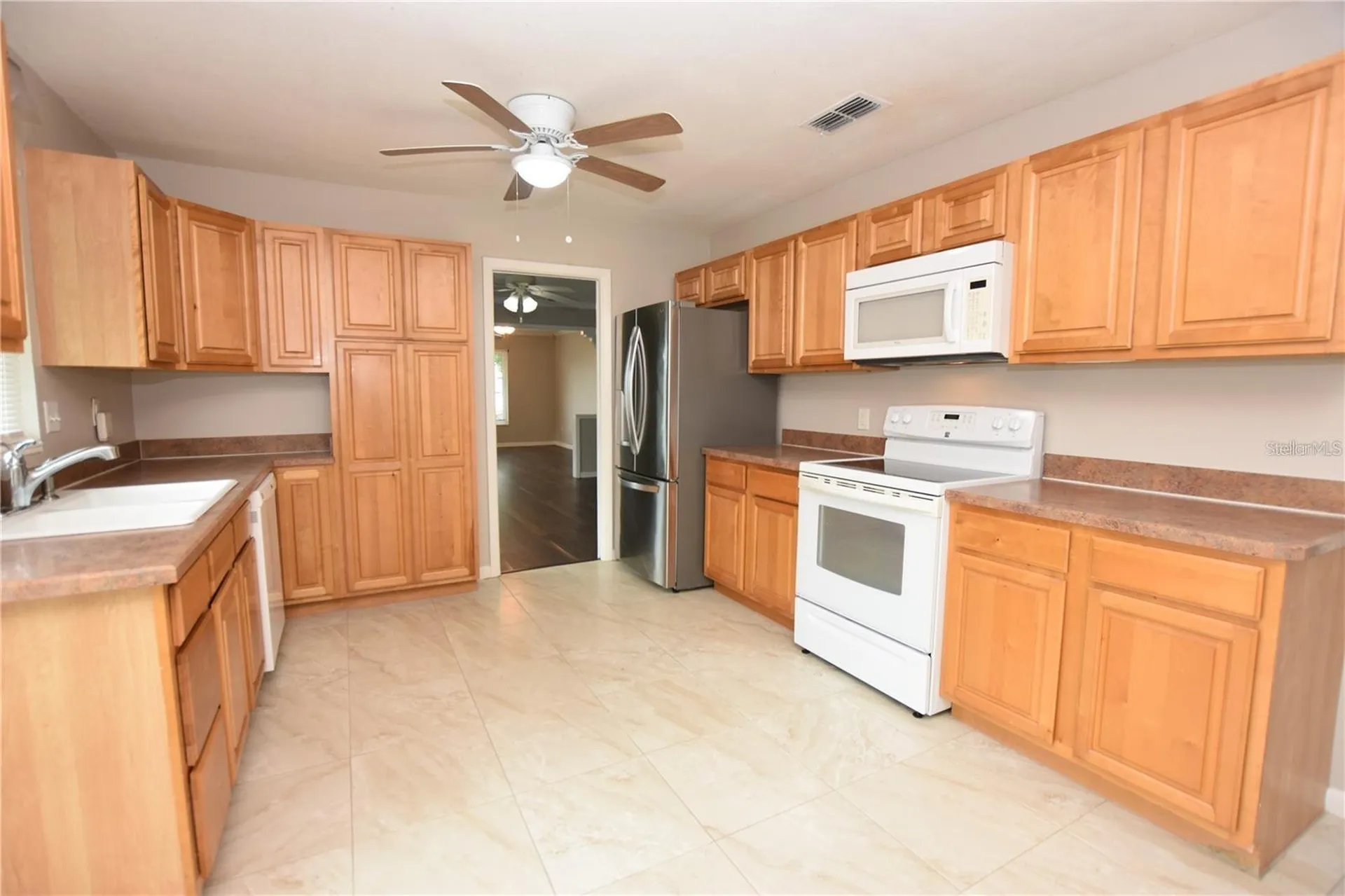 928 E Valencia Street Lakeland FL 33805