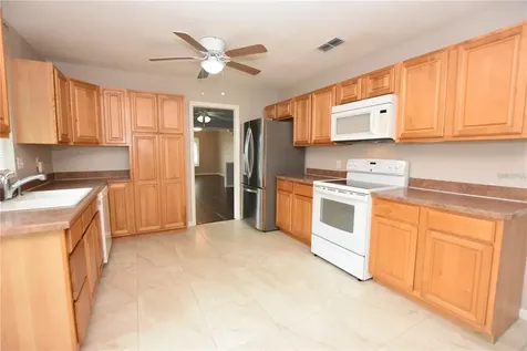 928 E Valencia Street Lakeland FL 33805