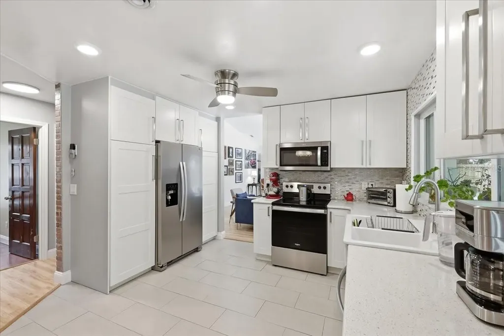 8495 Caraway Court Orlando FL 32819