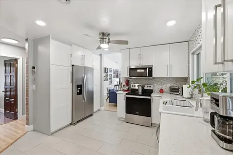 8495 Caraway Court Orlando FL 32819