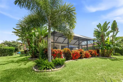 13510 Saw Palm Creek Trail Bradenton FL 34211