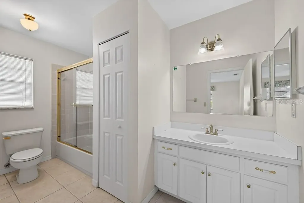106 Silverbell Court Sun City Center FL 33573