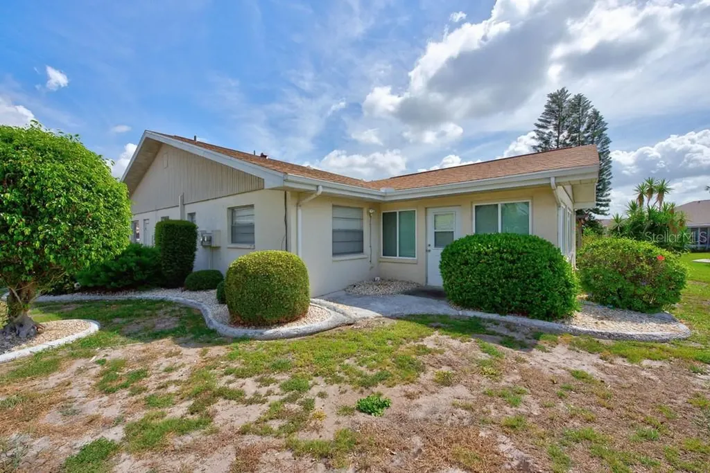 106 Silverbell Court Sun City Center FL 33573