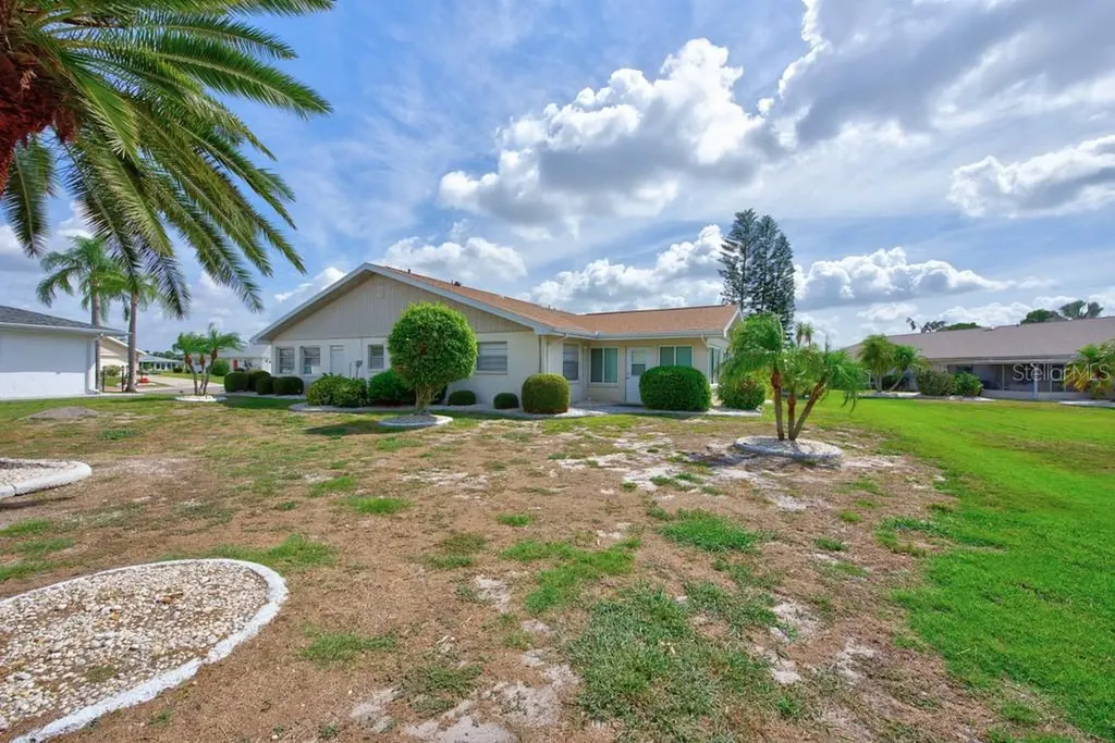 106 Silverbell Court Sun City Center FL 33573