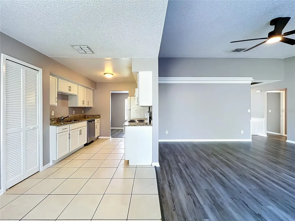 8426 Village Green Road Orlando FL 32818