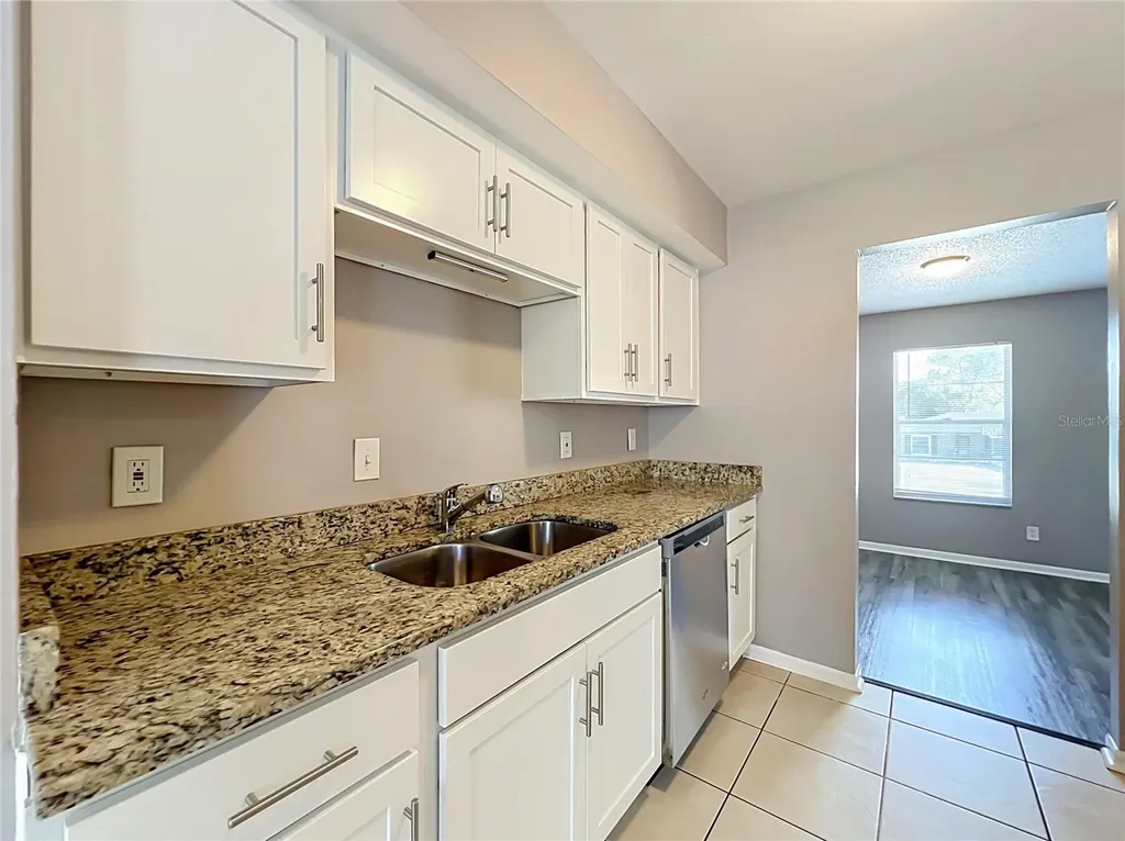 8426 Village Green Road Orlando FL 32818