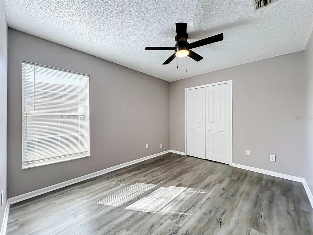 8426 Village Green Road Orlando FL 32818