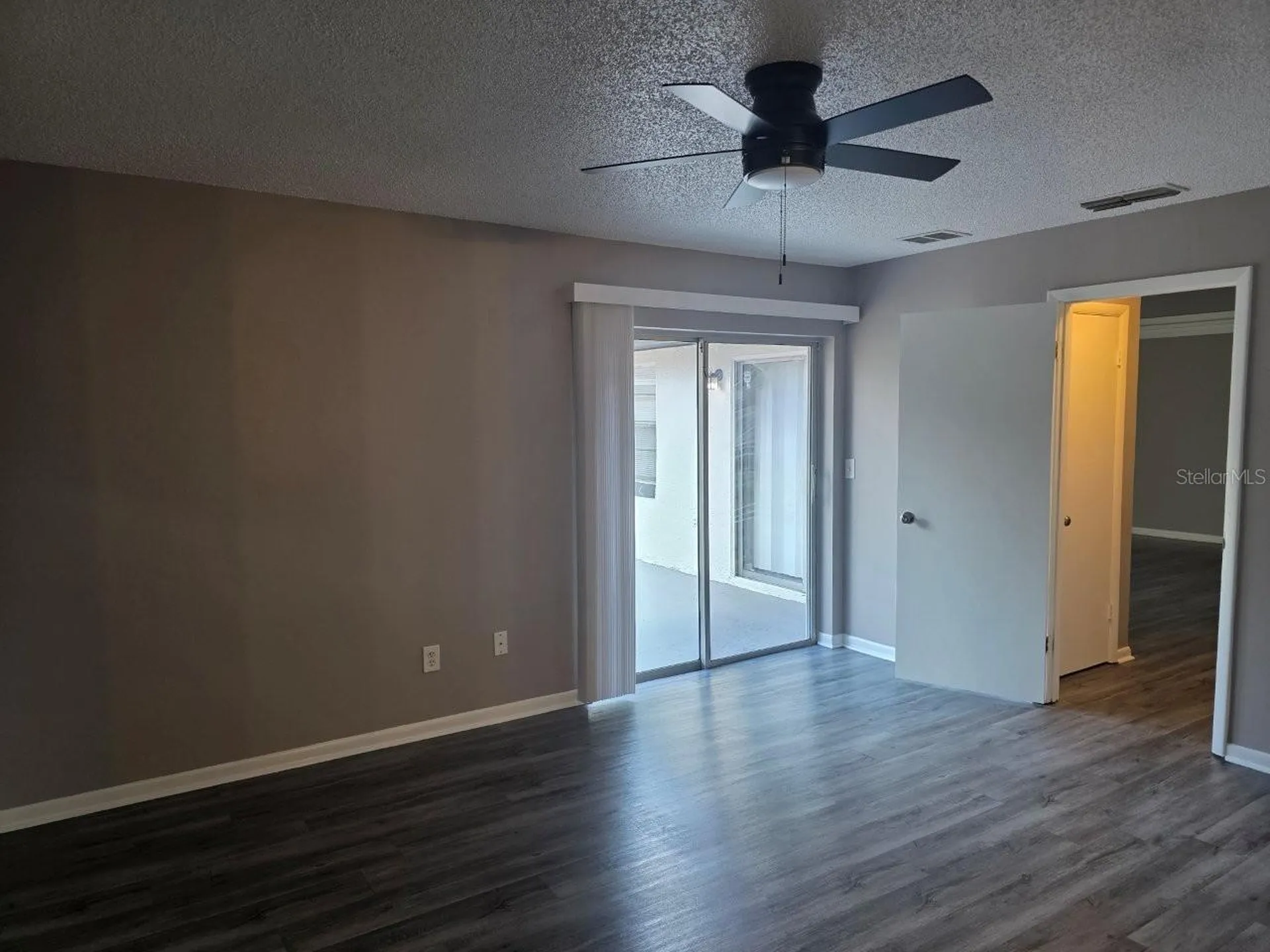 8426 Village Green Road Orlando FL 32818