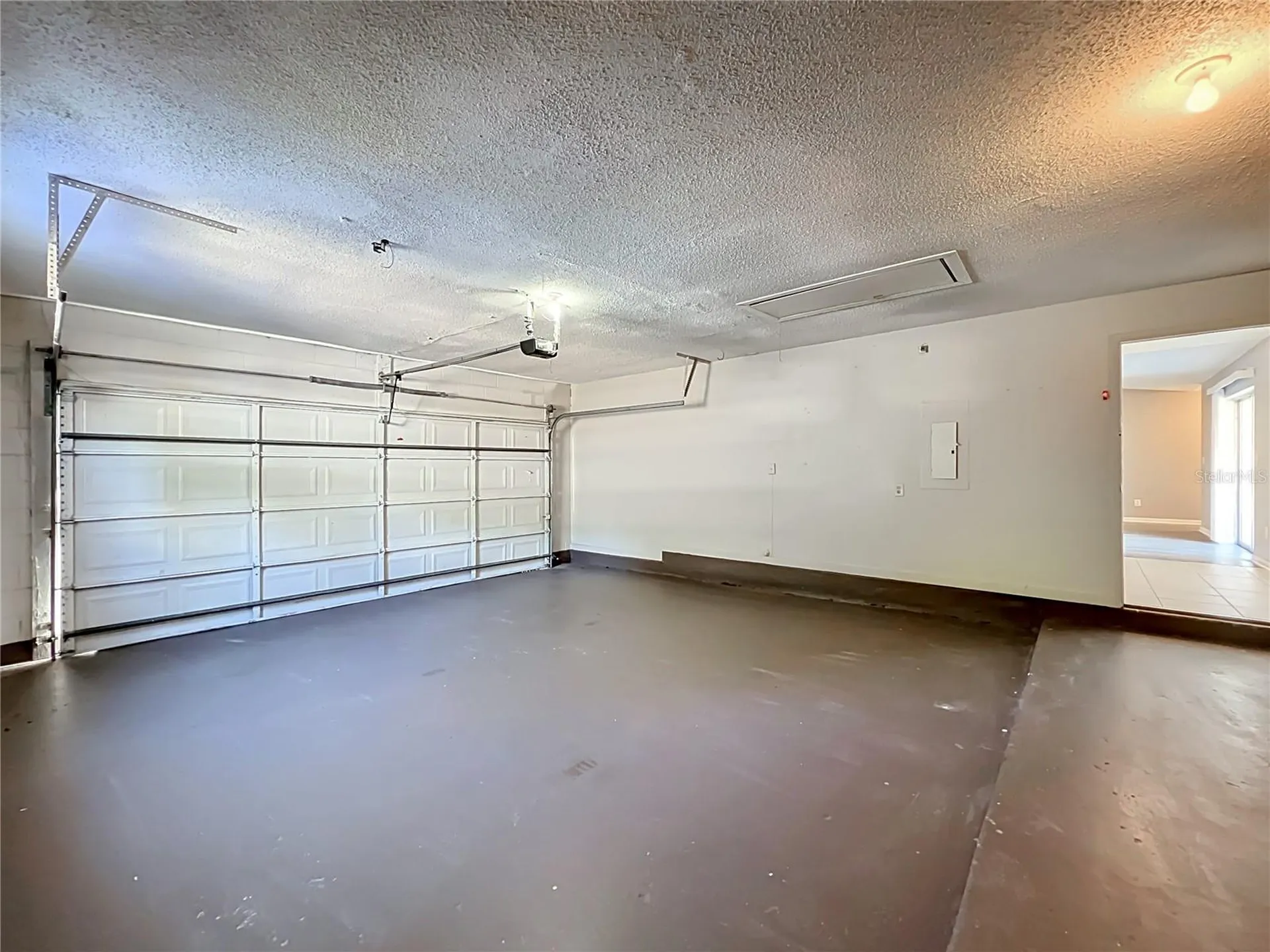 8426 Village Green Road Orlando FL 32818