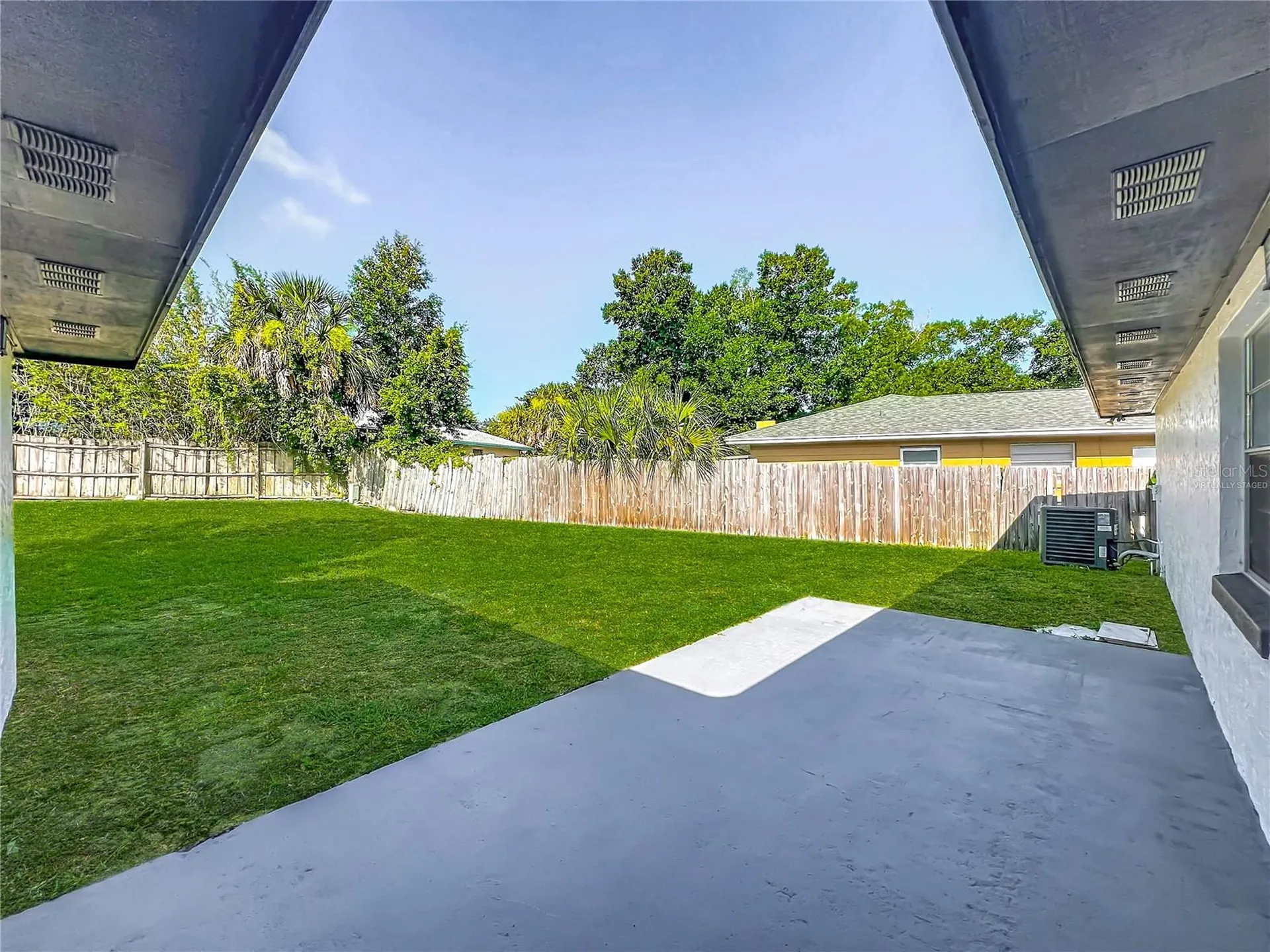 8426 Village Green Road Orlando FL 32818
