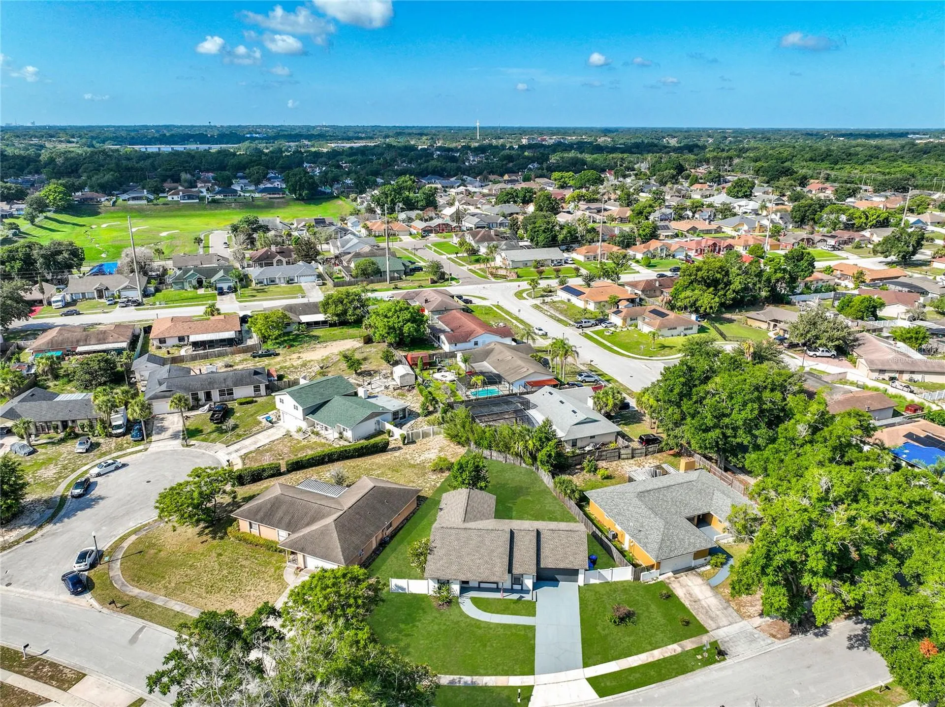 8426 Village Green Road Orlando FL 32818