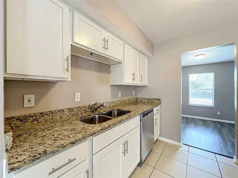 8426 Village Green Road Orlando FL 32818
