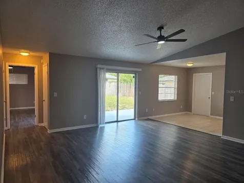 8426 Village Green Road Orlando FL 32818