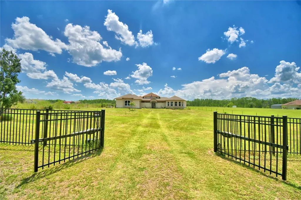13023 Sweet Hill Road Polk City FL 33868