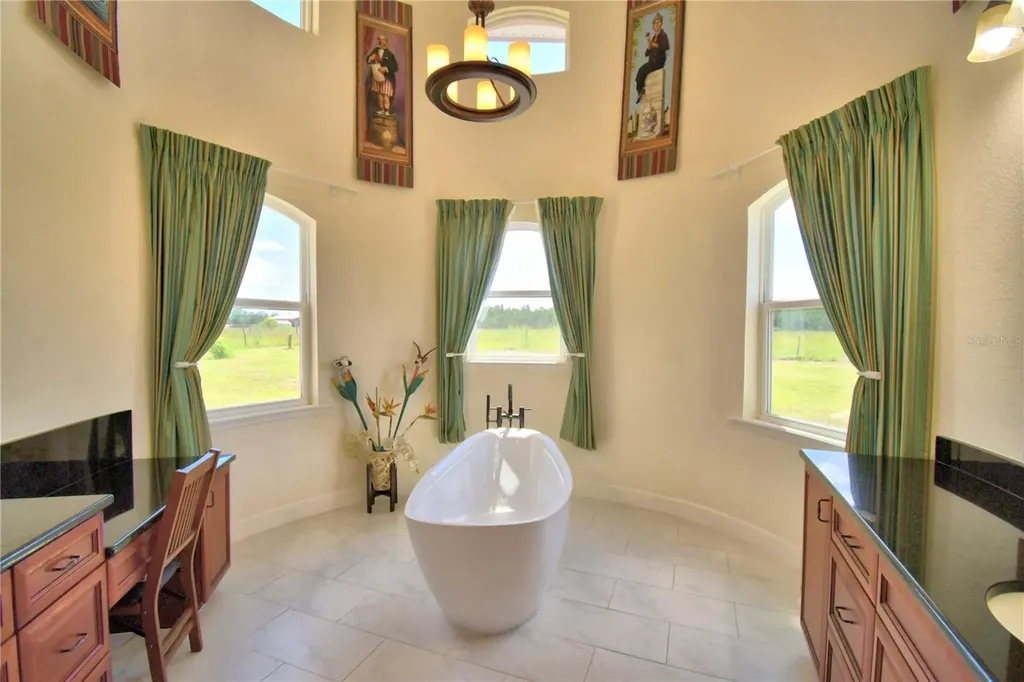 13023 Sweet Hill Road Polk City FL 33868