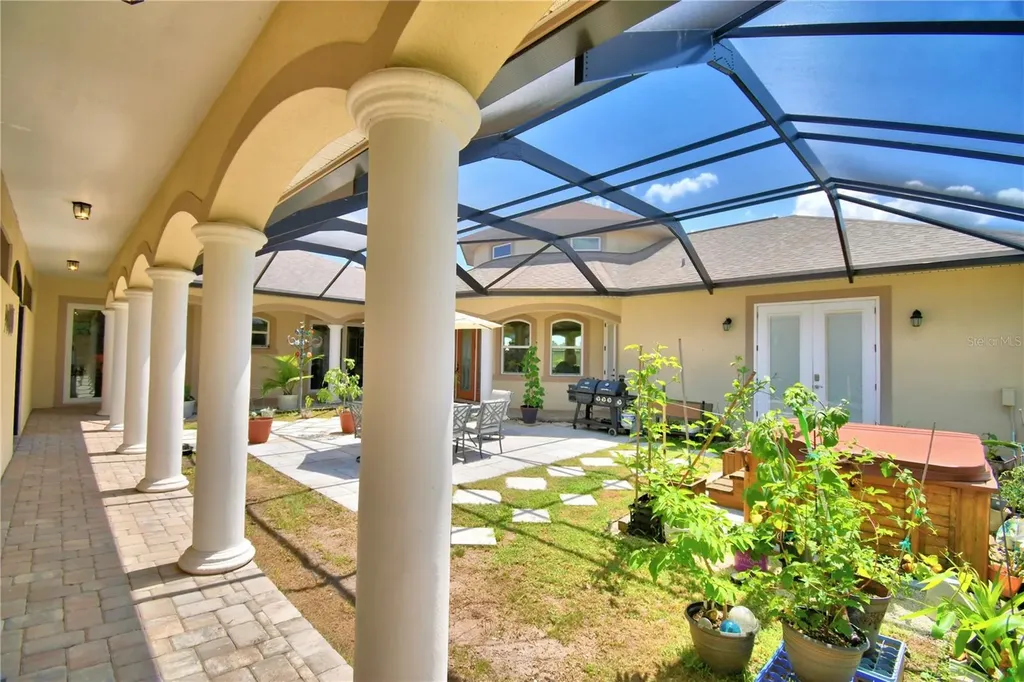 13023 Sweet Hill Road Polk City FL 33868