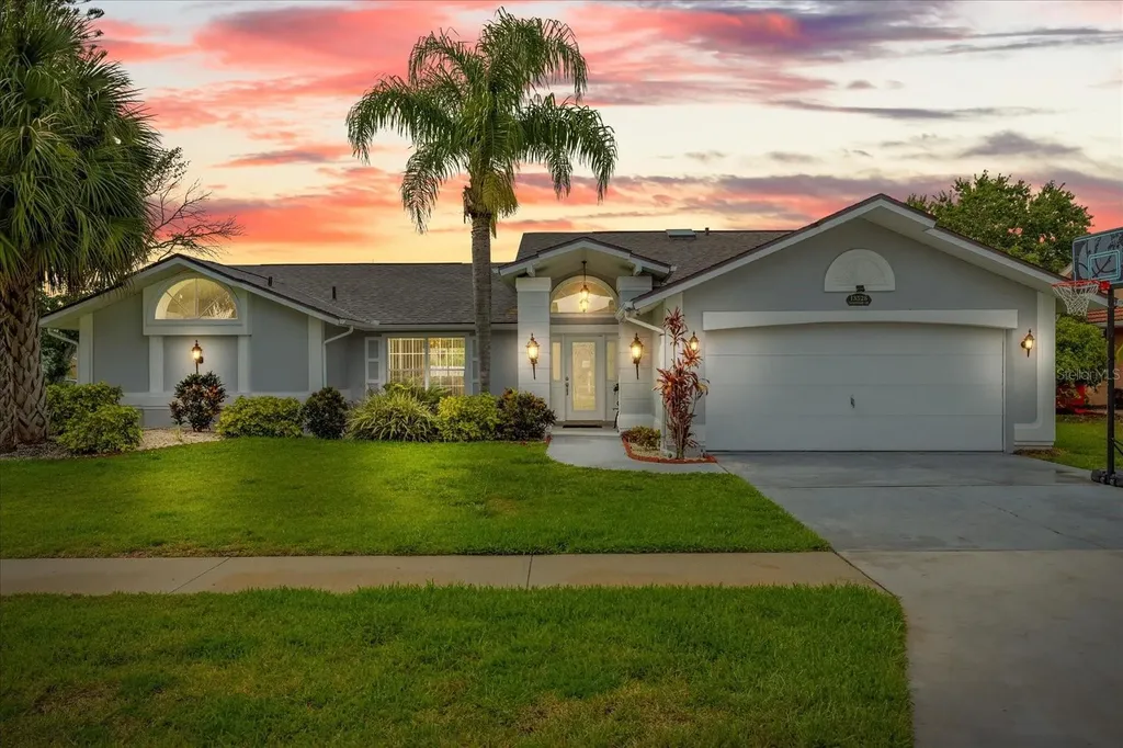 13528 Woodside Drive Hudson FL 34667