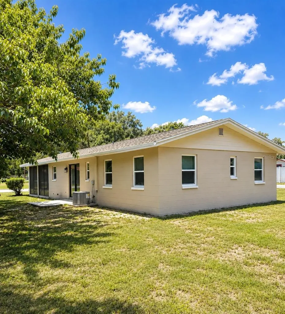 1090 E Bay Street Bartow FL 33830