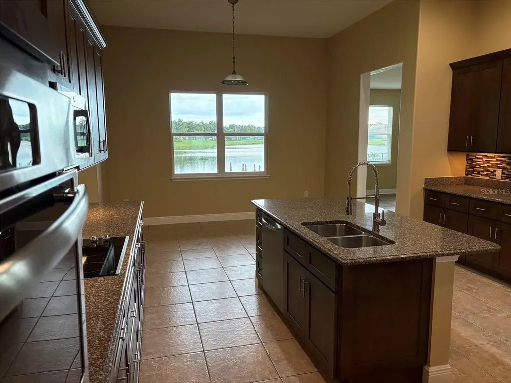 3700 Paradiso Circle Kissimmee FL 34746