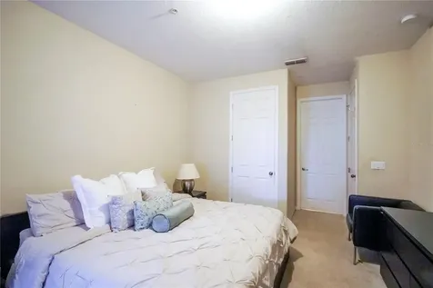2925 Aqua Virgo Loop Orlando FL 32837