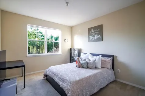 2925 Aqua Virgo Loop Orlando FL 32837