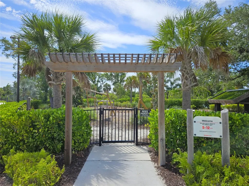 15285 Shady Palms Lane Nokomis FL 34275