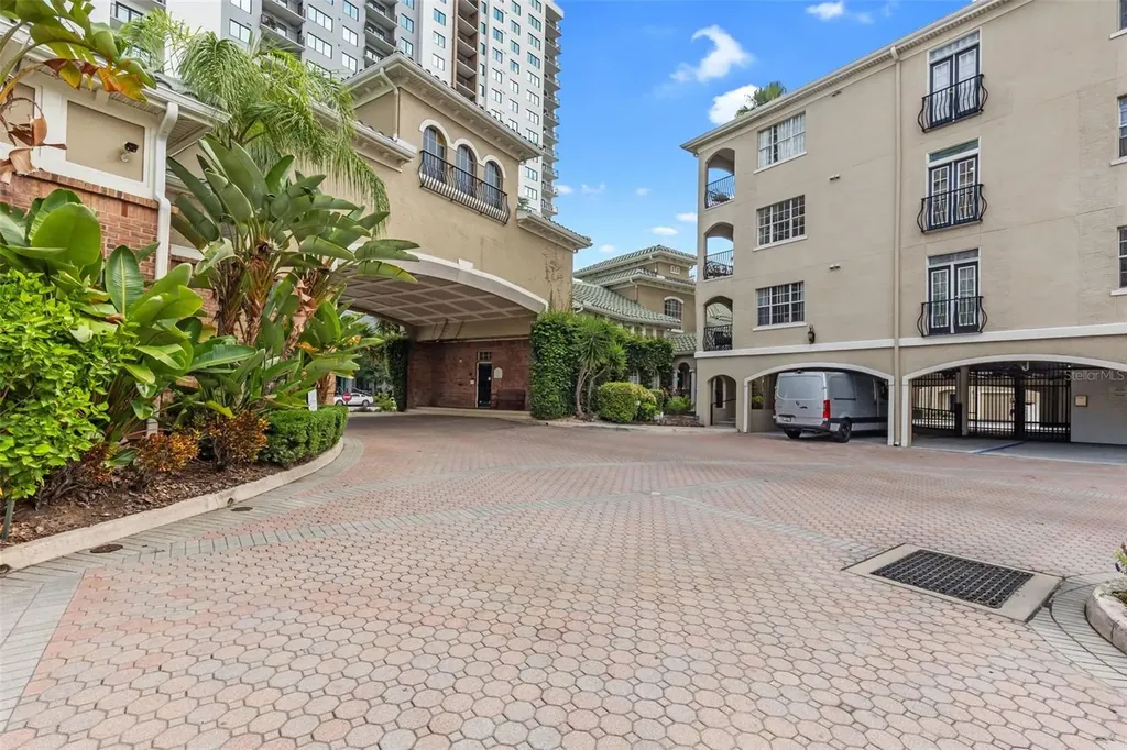 501 Knights Run Avenue Tampa FL 33602