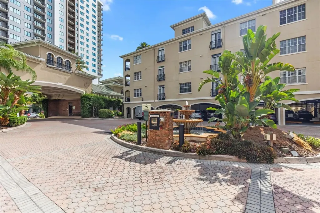 501 Knights Run Avenue Tampa FL 33602