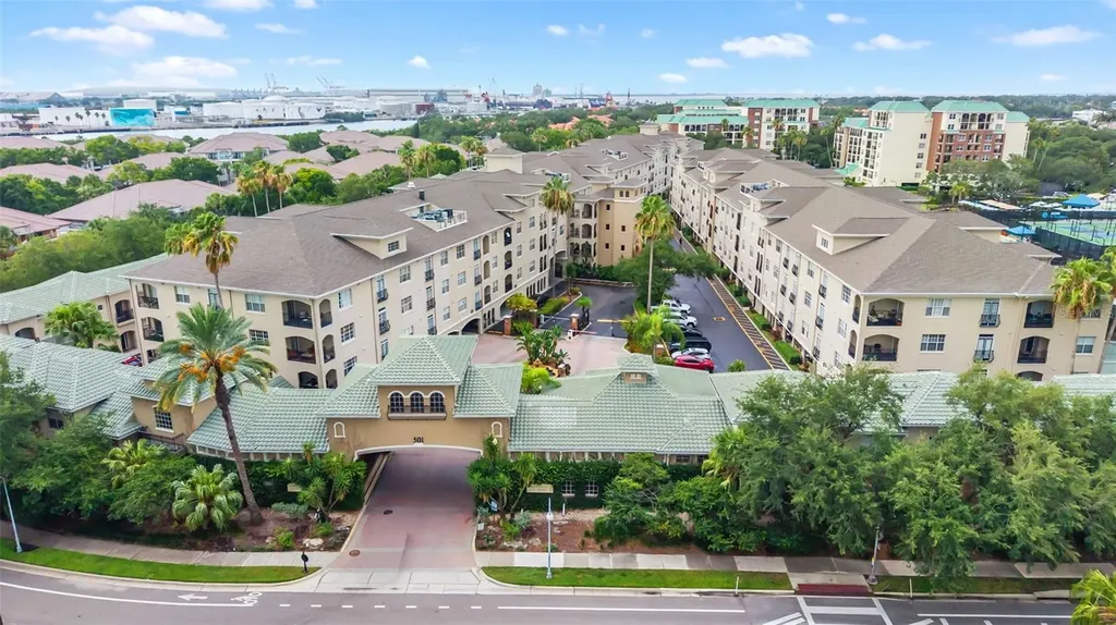 501 Knights Run Avenue Tampa FL 33602