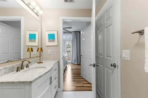 501 Knights Run Avenue Tampa FL 33602
