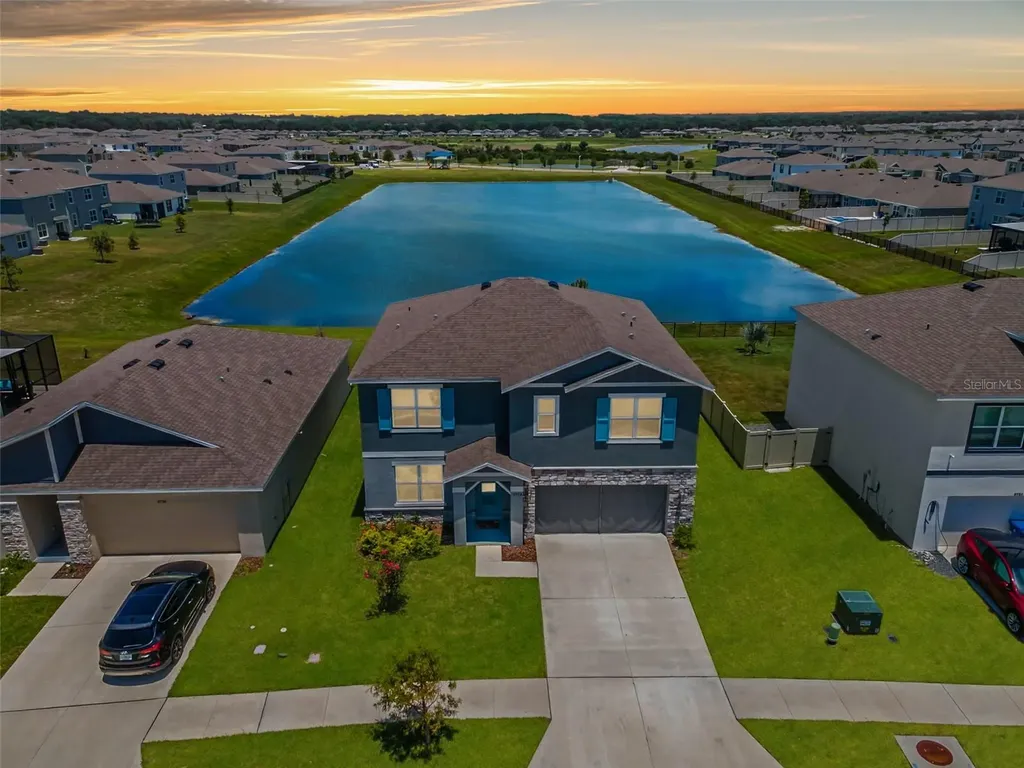 9728 Crescent Ray Drive Wesley Chapel FL 33545