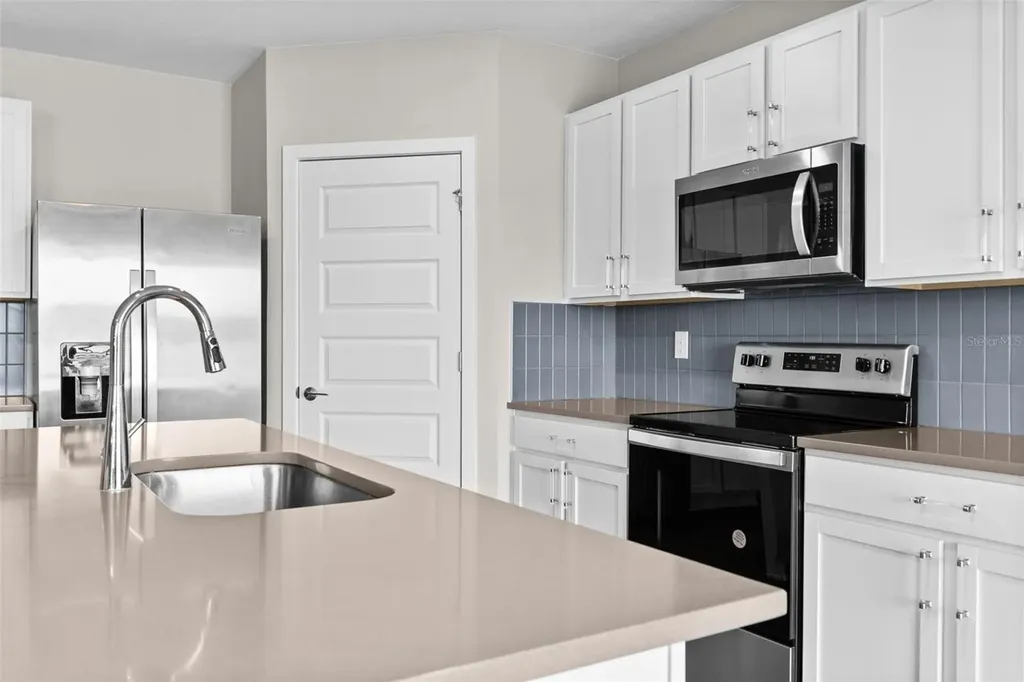 9728 Crescent Ray Drive Wesley Chapel FL 33545