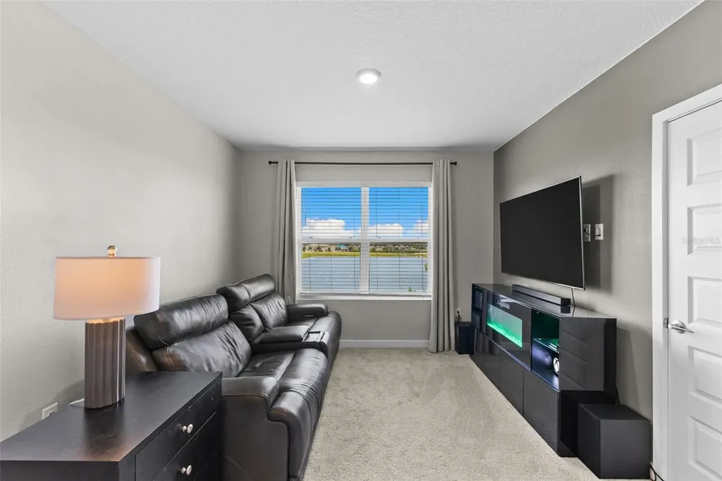 9728 Crescent Ray Drive Wesley Chapel FL 33545