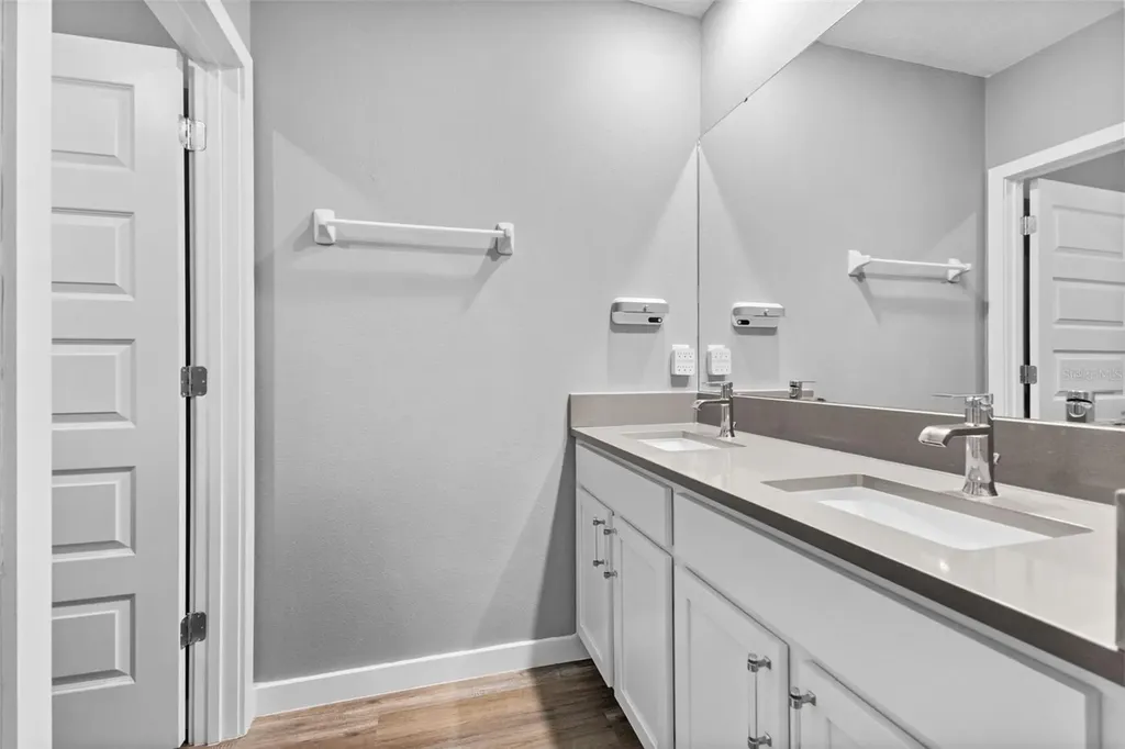 9728 Crescent Ray Drive Wesley Chapel FL 33545