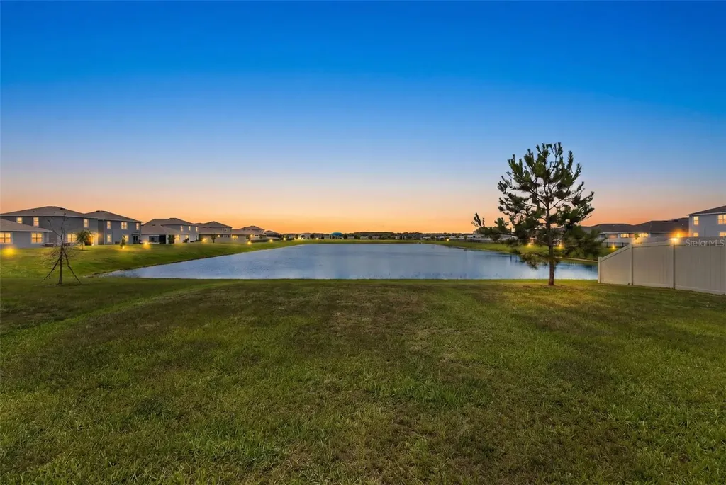 9728 Crescent Ray Drive Wesley Chapel FL 33545