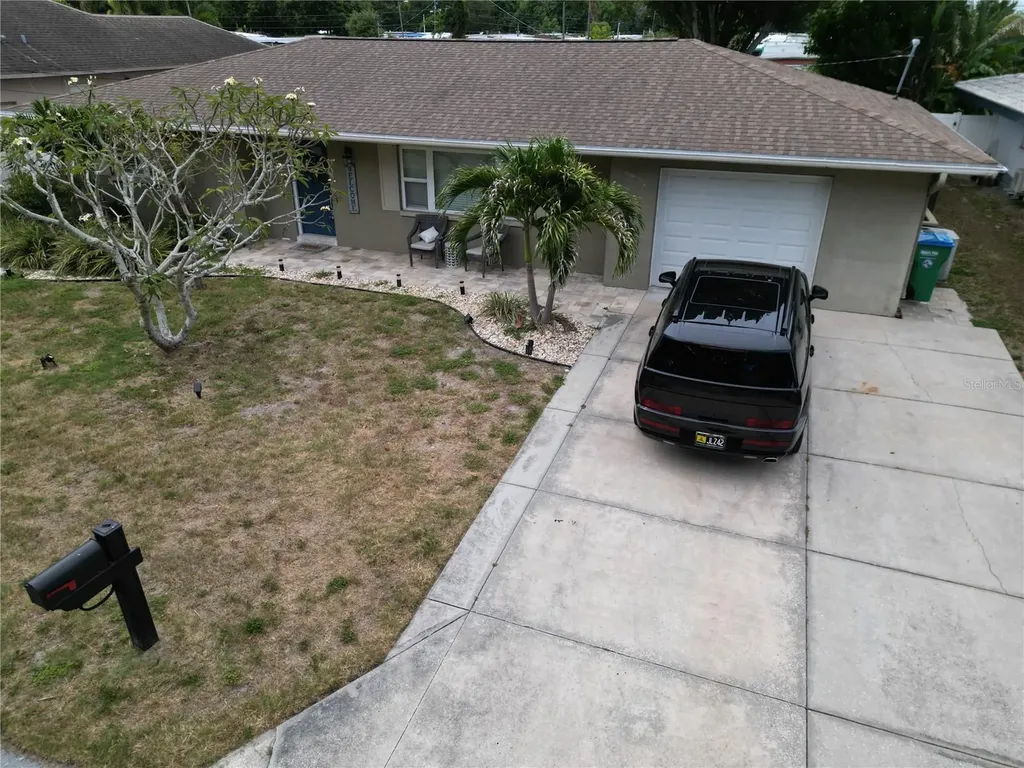 10541 86th Avenue Seminole FL 33772
