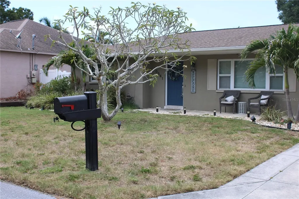 10541 86th Avenue Seminole FL 33772