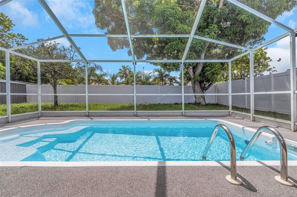 6842 62nd Avenue N Pinellas Park FL 33781