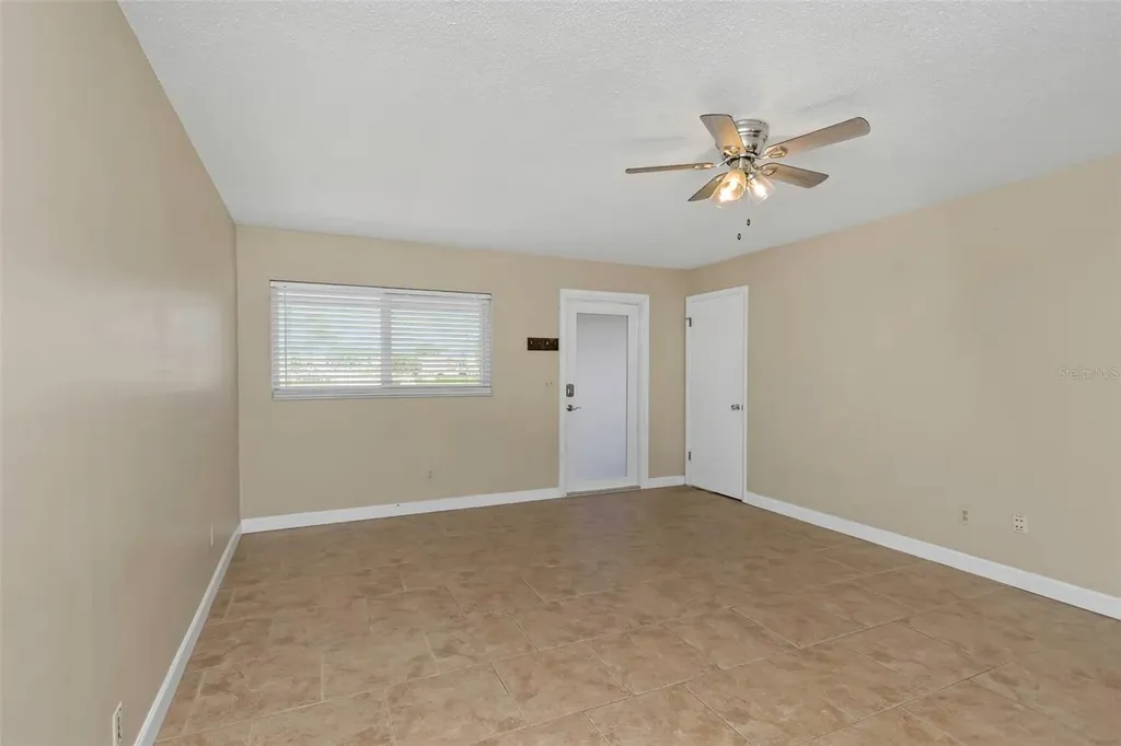 6842 62nd Avenue N Pinellas Park FL 33781