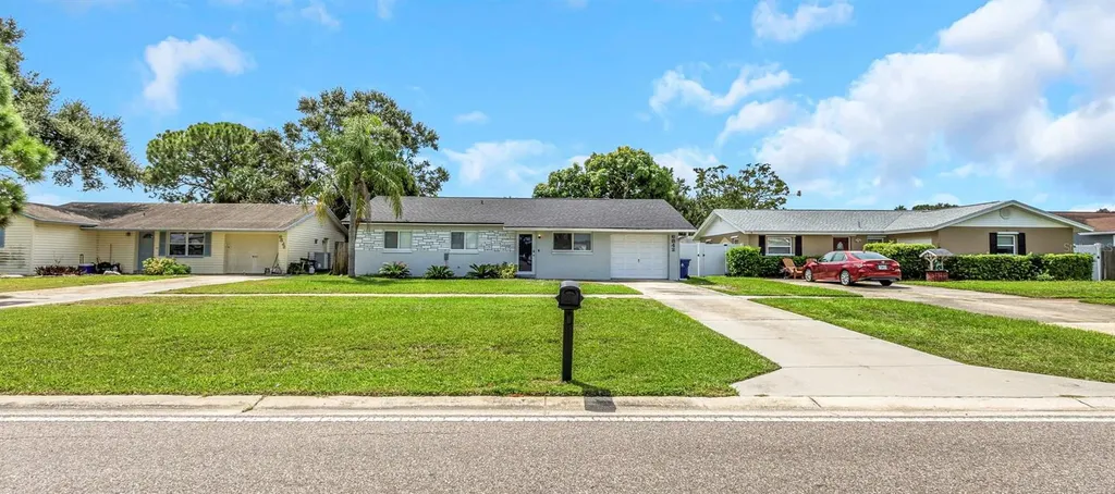 6842 62nd Avenue N Pinellas Park FL 33781
