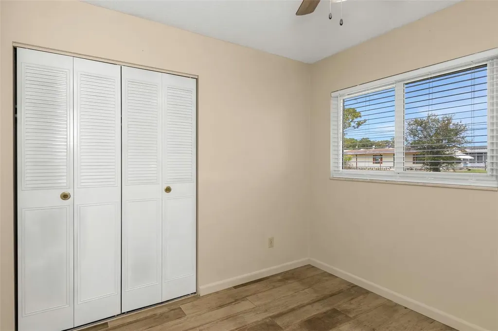 6842 62nd Avenue N Pinellas Park FL 33781