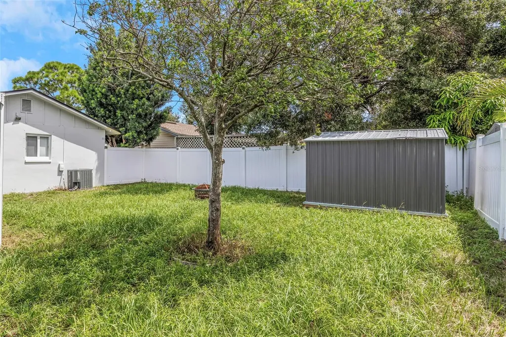6842 62nd Avenue N Pinellas Park FL 33781