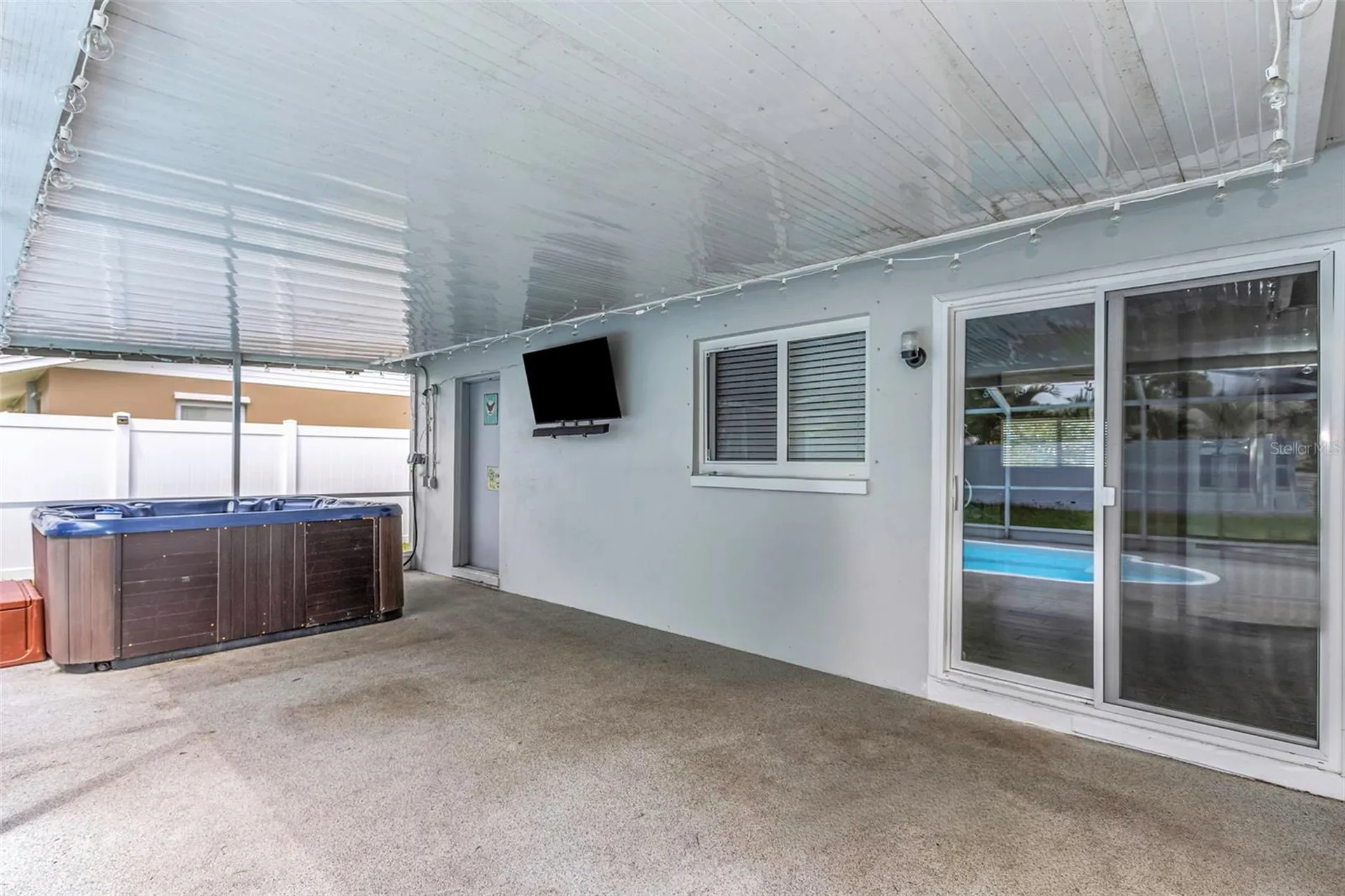 6842 62nd Avenue N Pinellas Park FL 33781
