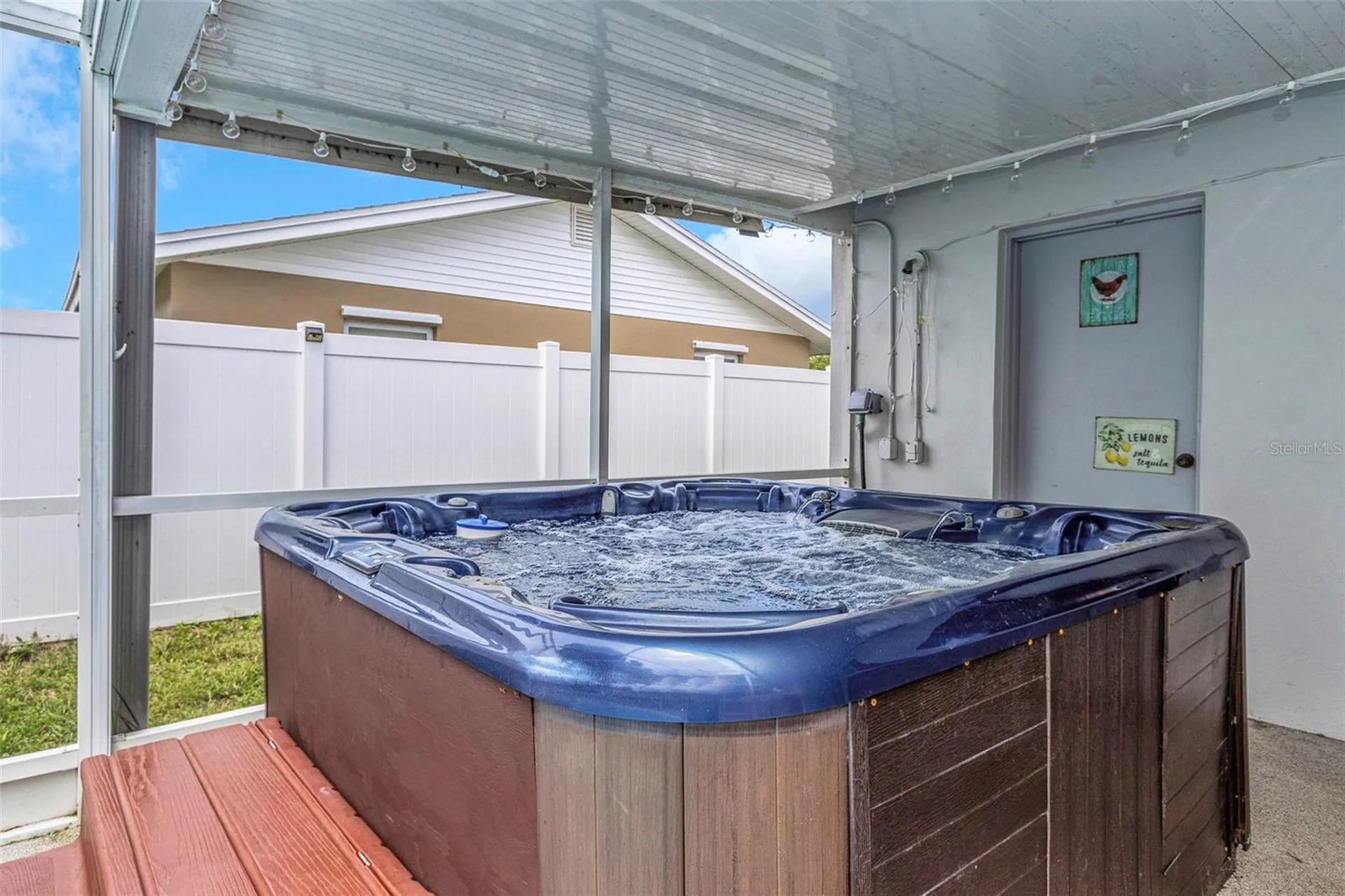 6842 62nd Avenue N Pinellas Park FL 33781