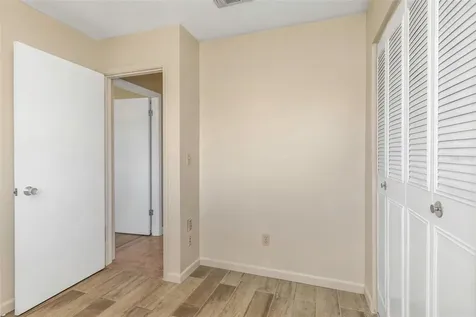 6842 62nd Avenue N Pinellas Park FL 33781