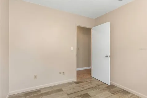 6842 62nd Avenue N Pinellas Park FL 33781