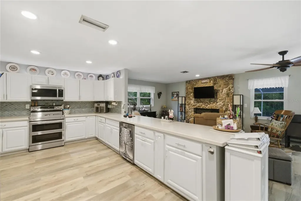 8951 SW 202nd Avenue Road Dunnellon FL 34431